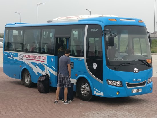 /uploads/Shuttle bus catba.jpeg